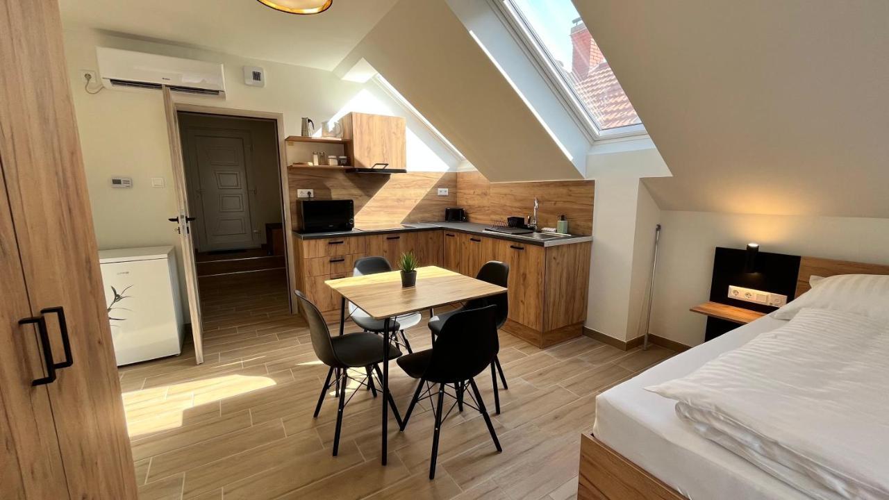 Rezidex Apartmanhaz Szeged Kültér fotó