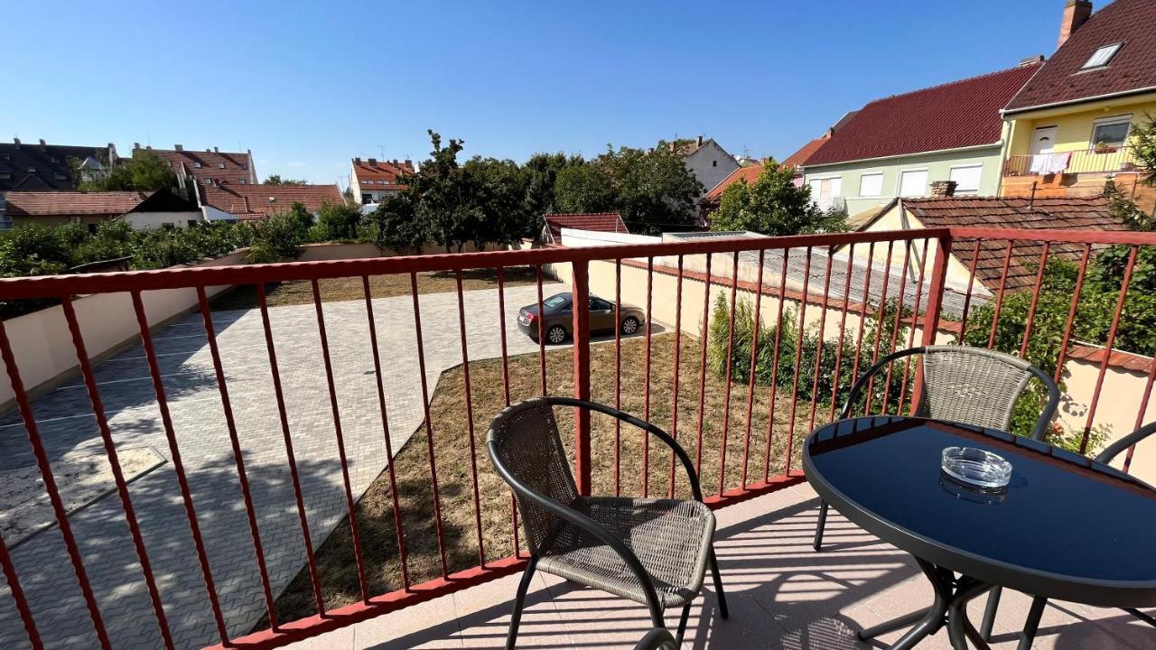 Rezidex Apartmanhaz Szeged Kültér fotó