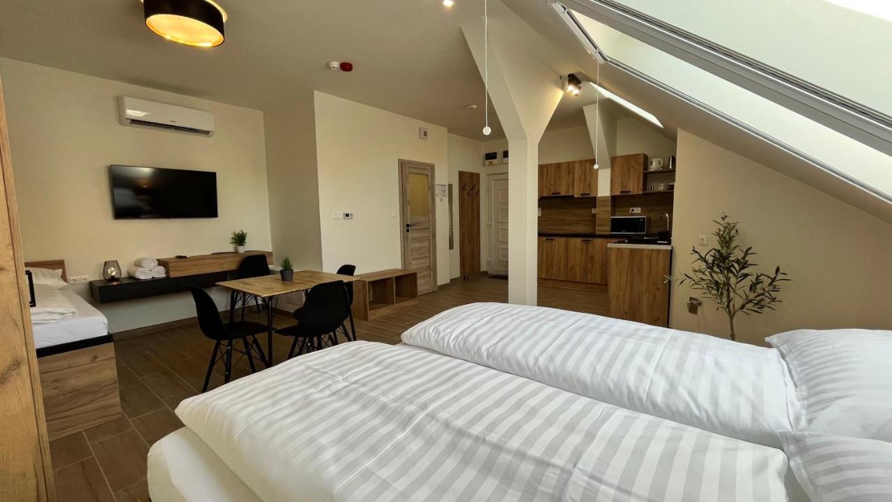 Rezidex Apartmanhaz Szeged Kültér fotó
